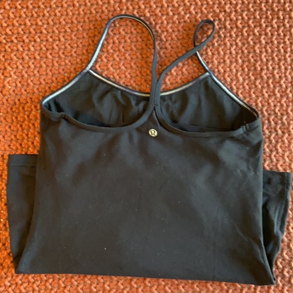 GUC Lululemon tank, sz 8 - Picture 3 of 3